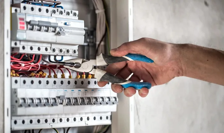 Eletricista em Florianópolis — Estreito e Coqueiros